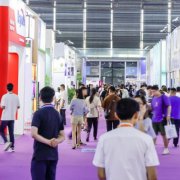 չ����ģ��2���ƽ���ף�չλ������500������32�컪����3��1�տ�