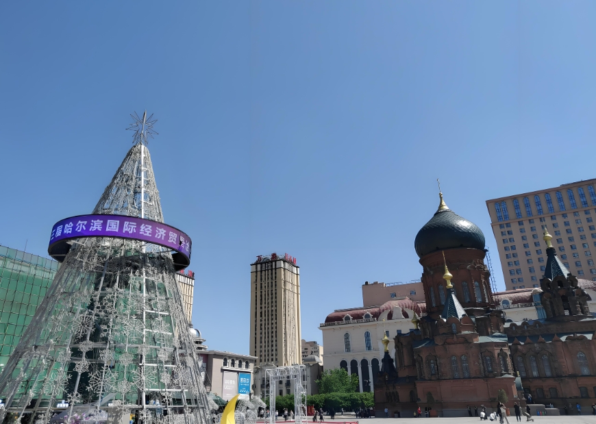 ����������Ľ��ж�������͵ڶ�ʮ�˽��Ǣ����������Լ