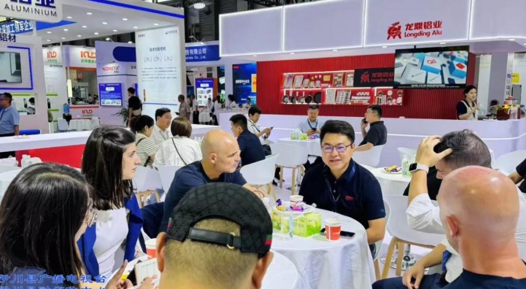 ������ҵʢװ�����Ϻ�����չ��