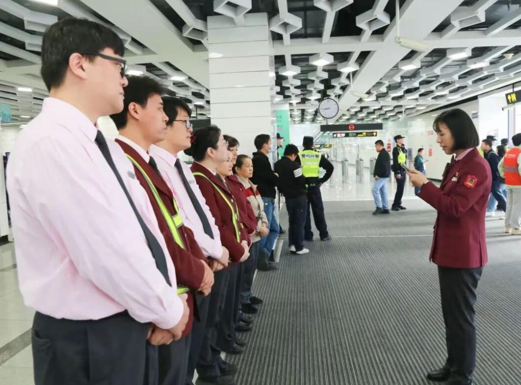 �Ϻ������ͨ2���ߡ�17����Эͬ��ϻ�������