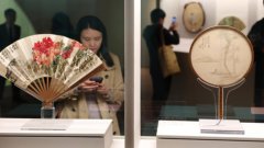 �Ϻ�����ݾٰ����������黭��Ʒչ