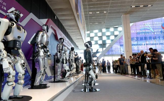 ���λ�������ҵ�׷����ʵ������Ϊչ�ῪĻ���յ���������