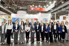 �к�ҽ���ԡ�˫չλ����ʽ����¹�����ҽԺ��ҽ���豸չ����