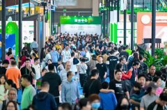 ����ڼ������ϸ����չ�һ����һ���ٰ�