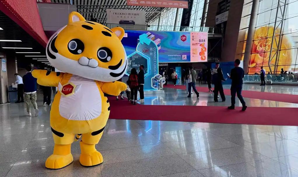 ��57���й��Ҳ��ᣨ���ݣ��ڹ��ݹ㽻��չ�ݿ�Ļ